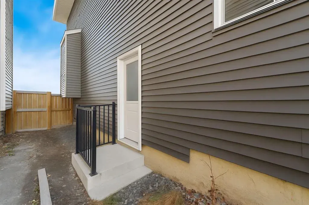 240 Sage Bank Grove NW