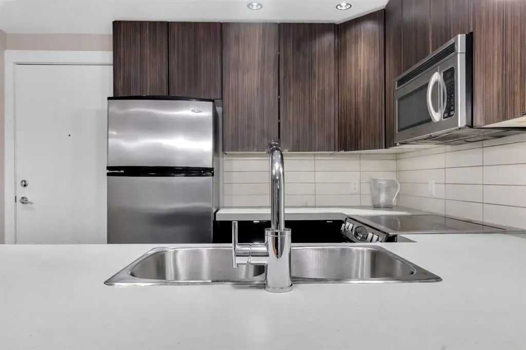 788 12 Avenue SW, #102