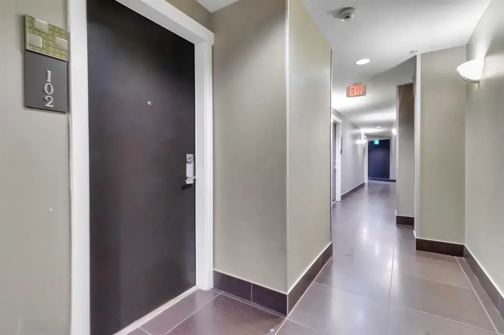 788 12 Avenue SW, #102