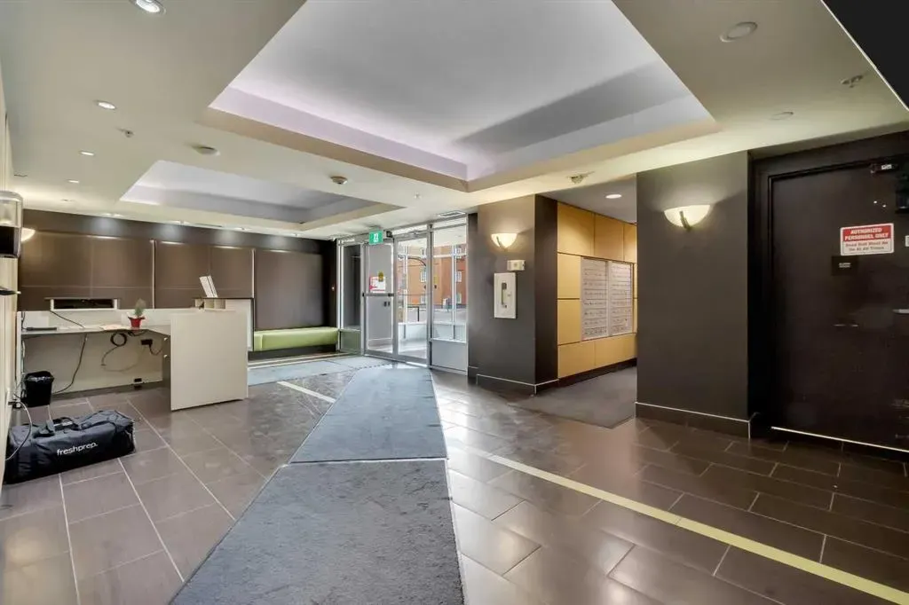 788 12 Avenue SW, #102