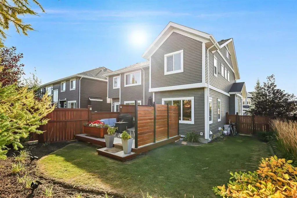 590 River Heights Crescent