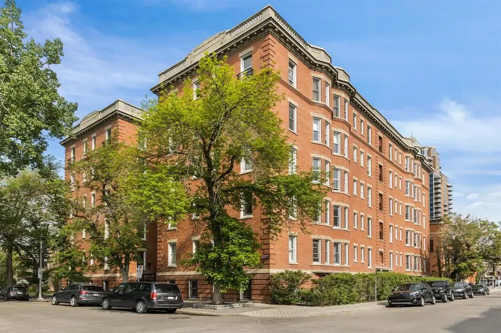 804 18 Avenue SW, #201