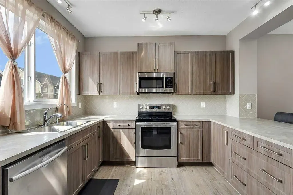 124 Red Embers Crescent NE