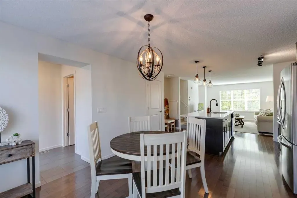 44 Evansborough Common NW