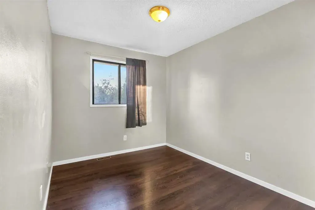 116 Shawmeadows Crescent SW