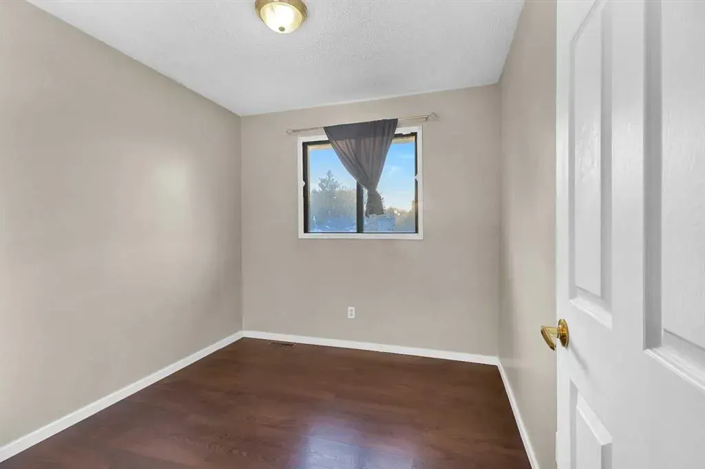 116 Shawmeadows Crescent SW