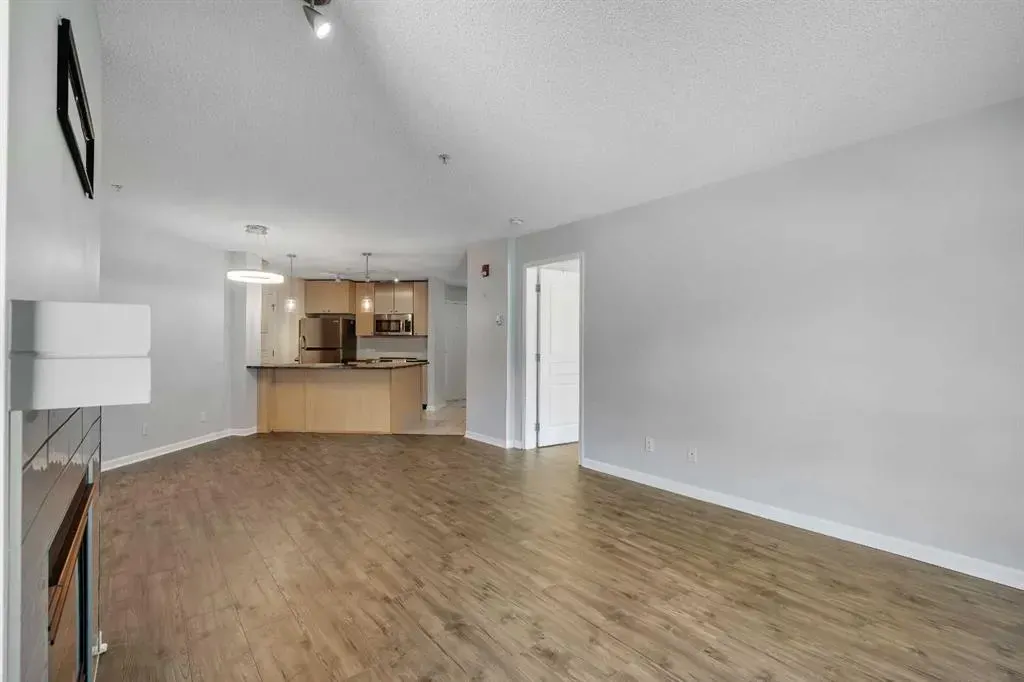 30 Richard Court SW, #134