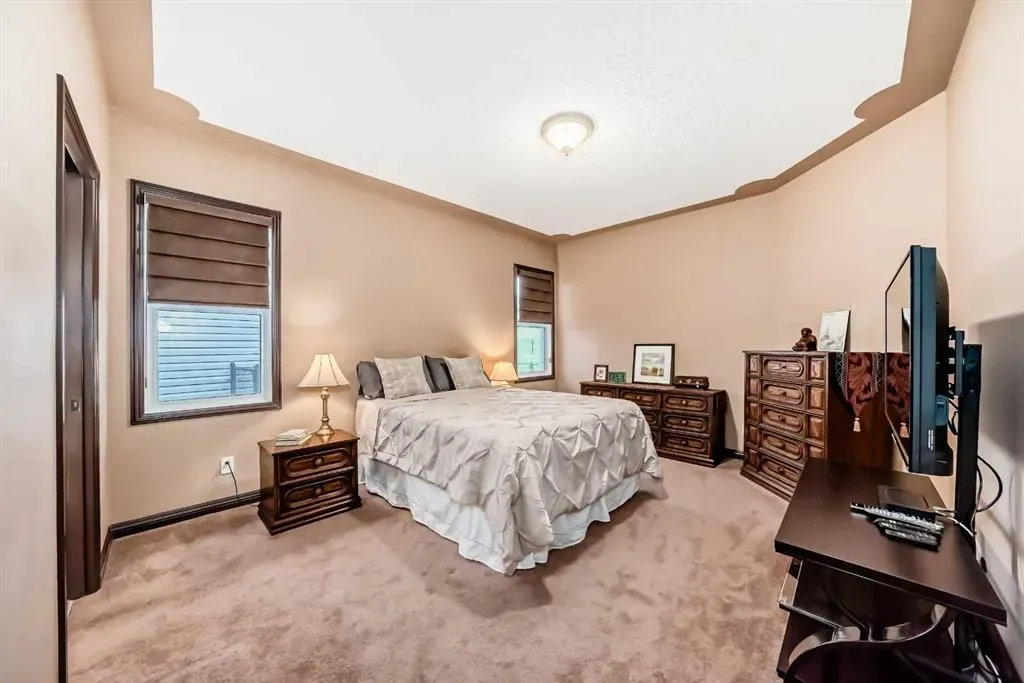 258 Chaparral Valley Terrace SE
