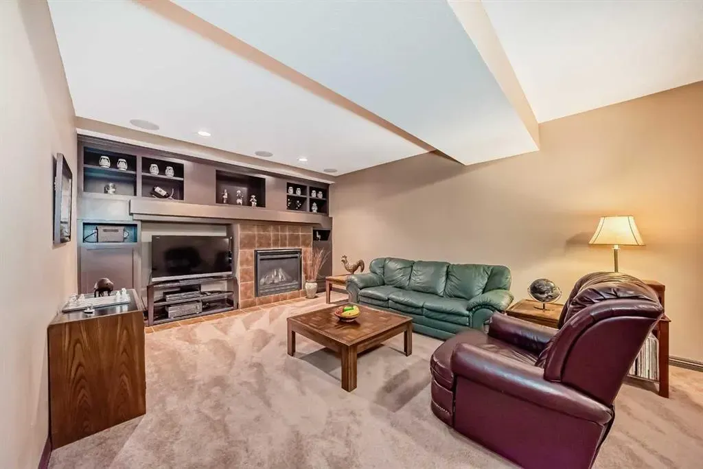 258 Chaparral Valley Terrace SE