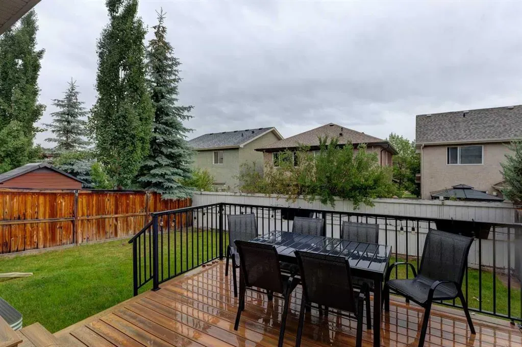 587 Everbrook Way SW
