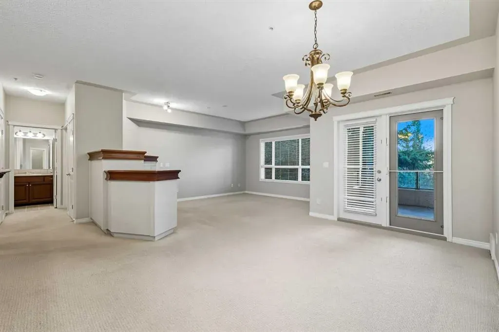 30 Sierra Morena Landing SW, #240