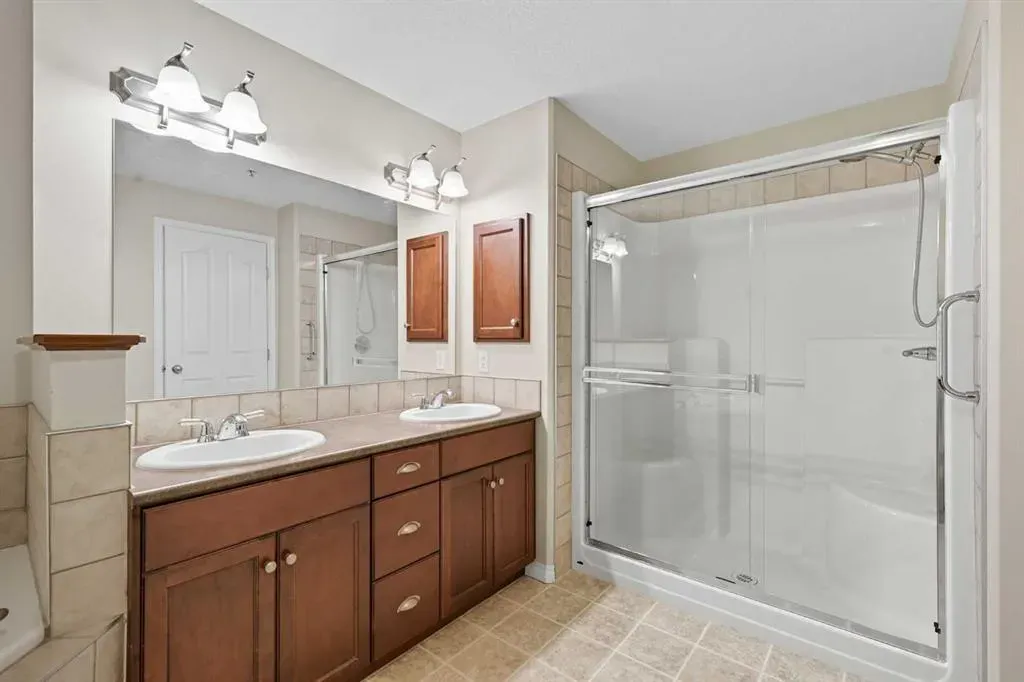 30 Sierra Morena Landing SW, #240