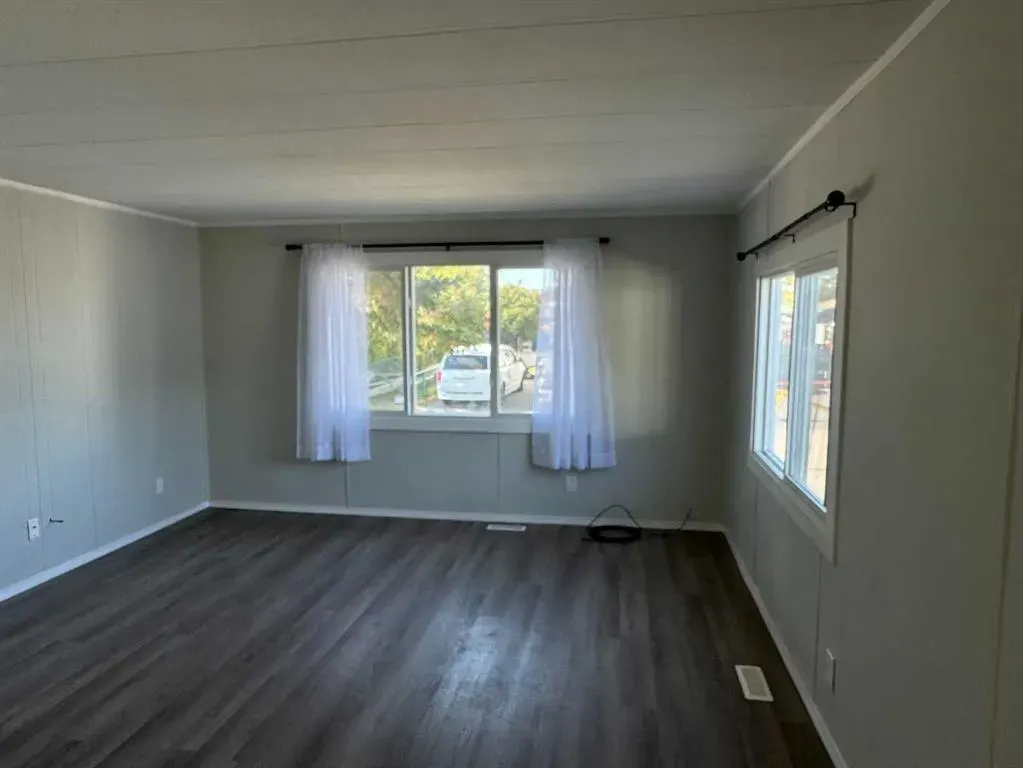 206 Polar Avenue