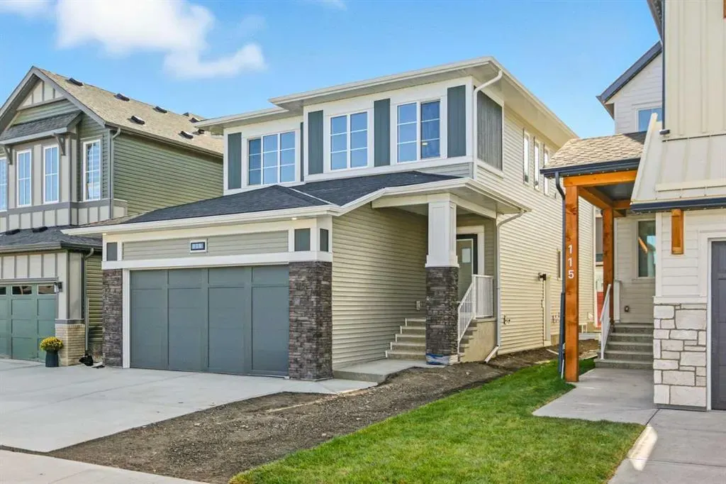 119 Chinook Winds Manor SW