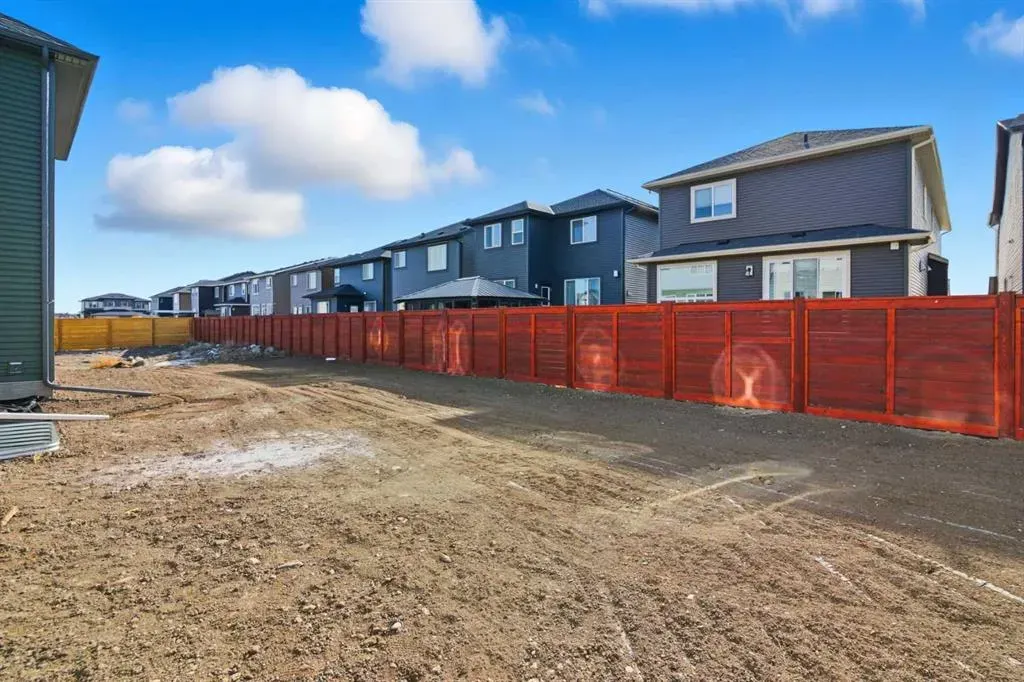 119 Chinook Winds Manor SW