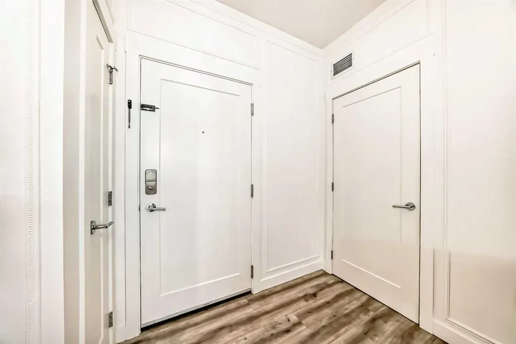 10 Walgrove SE, #109