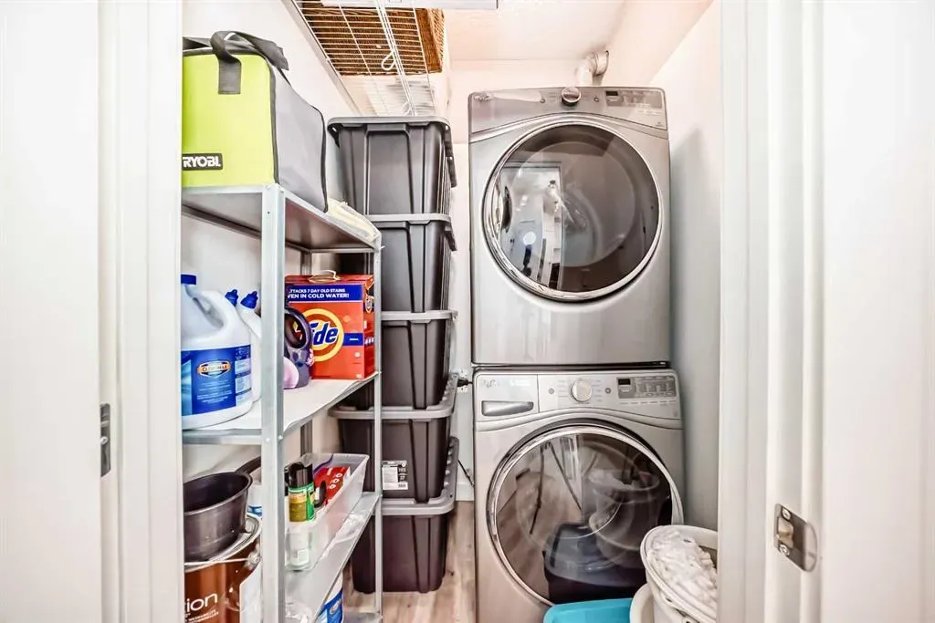 10 Walgrove SE, #109