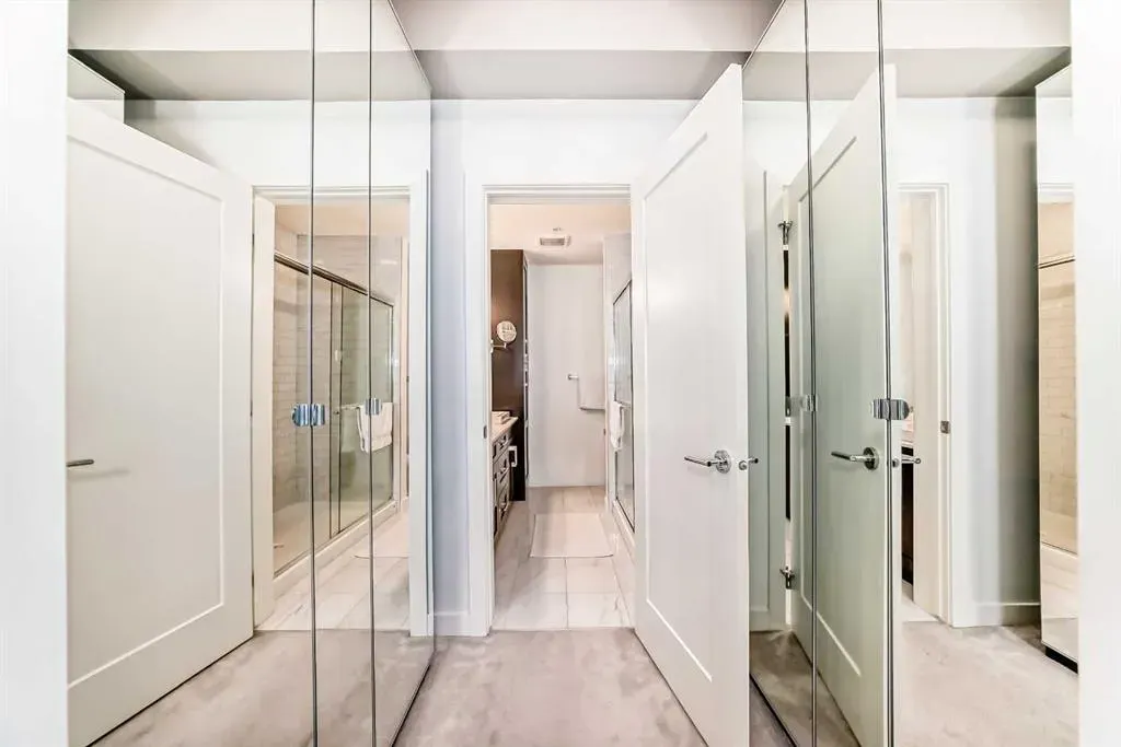 10 Walgrove SE, #109