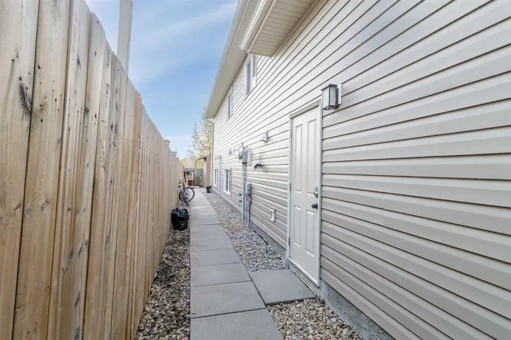 169 Sabre Road