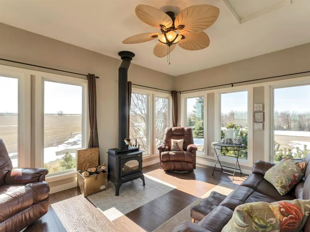 5518 Township Road 120 Road