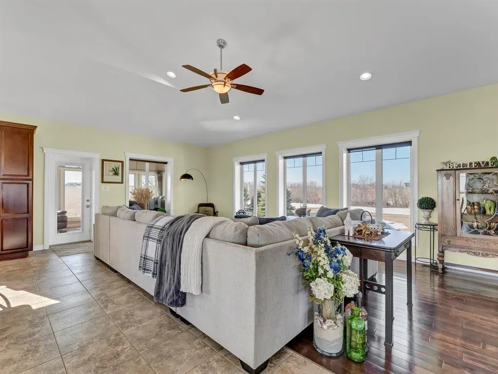 5518 Township Road 120 Road