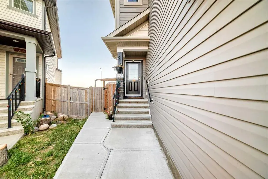 28 Panton Court NW