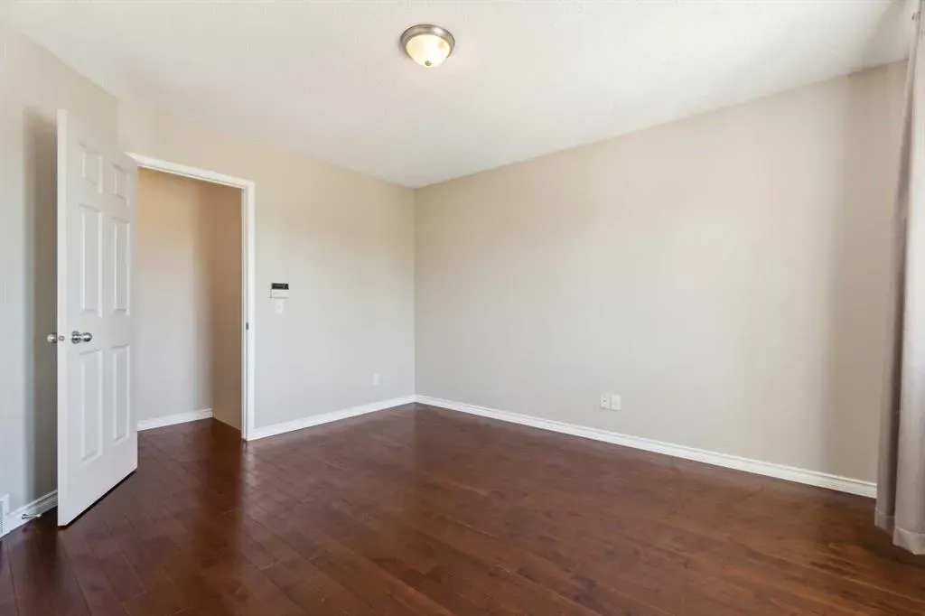 73 Rocky Ridge Heath NW