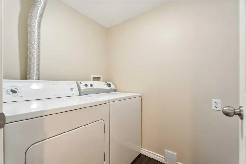 73 Rocky Ridge Heath NW
