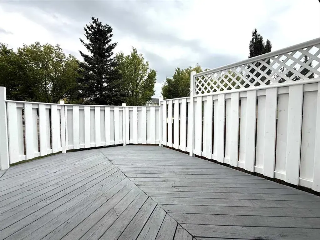 73 Rocky Ridge Heath NW