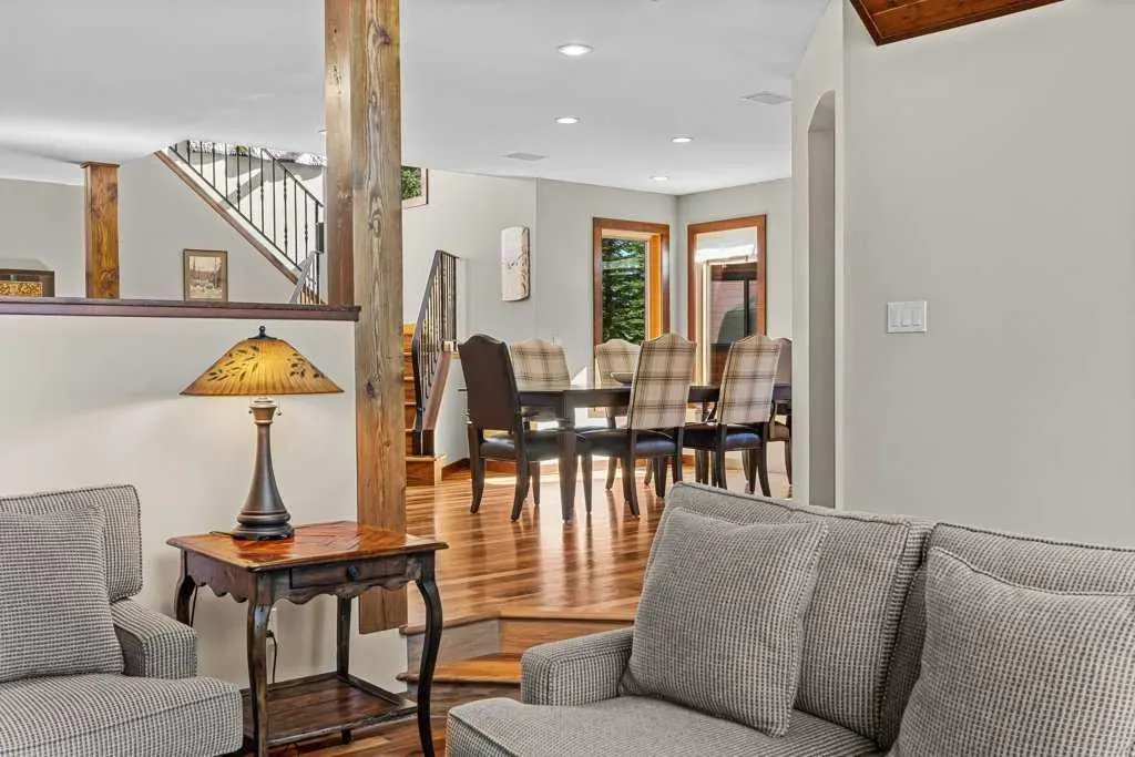 16 Blue Grouse Ridge