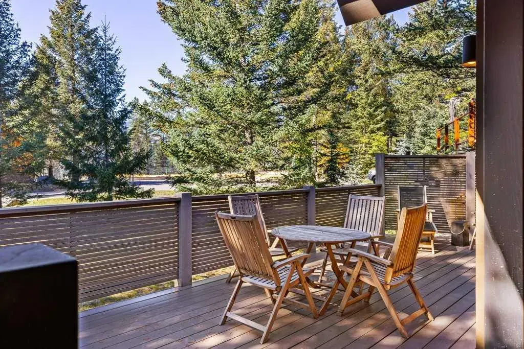 16 Blue Grouse Ridge