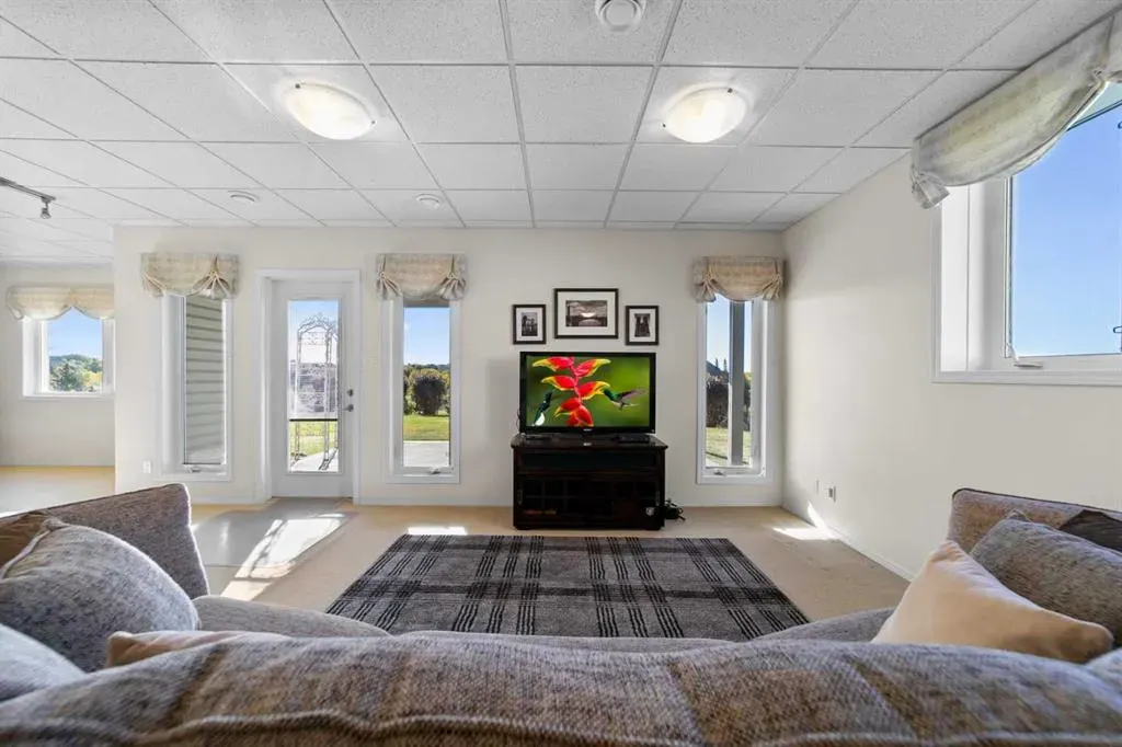 5405 39 Avenue, #16