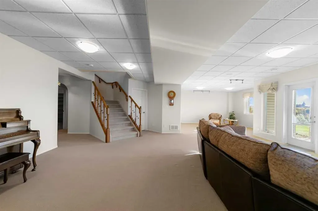 5405 39 Avenue, #16