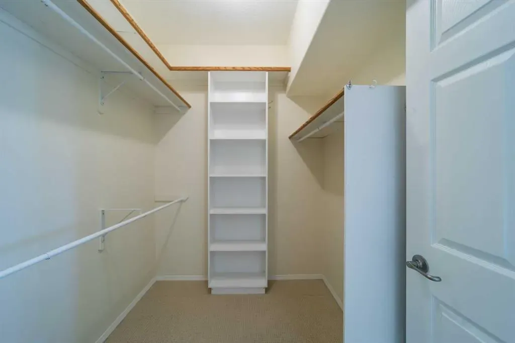 5405 39 Avenue, #16