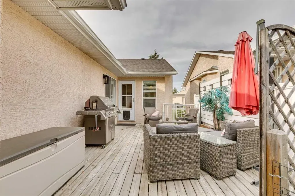 42 Sierra Morena Green SW