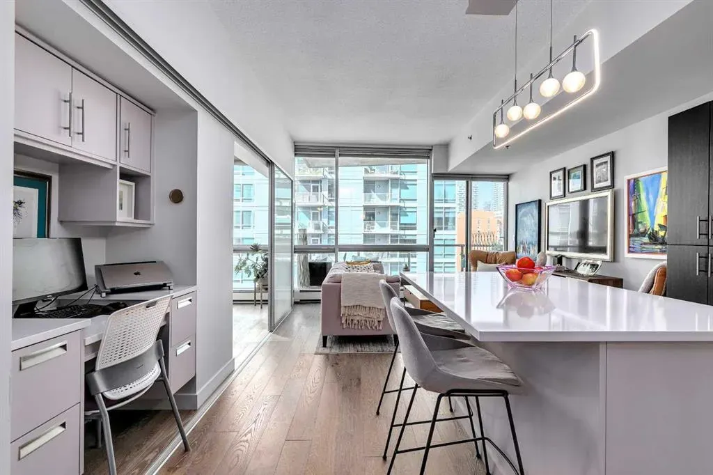 135 13 Avenue SW, #806