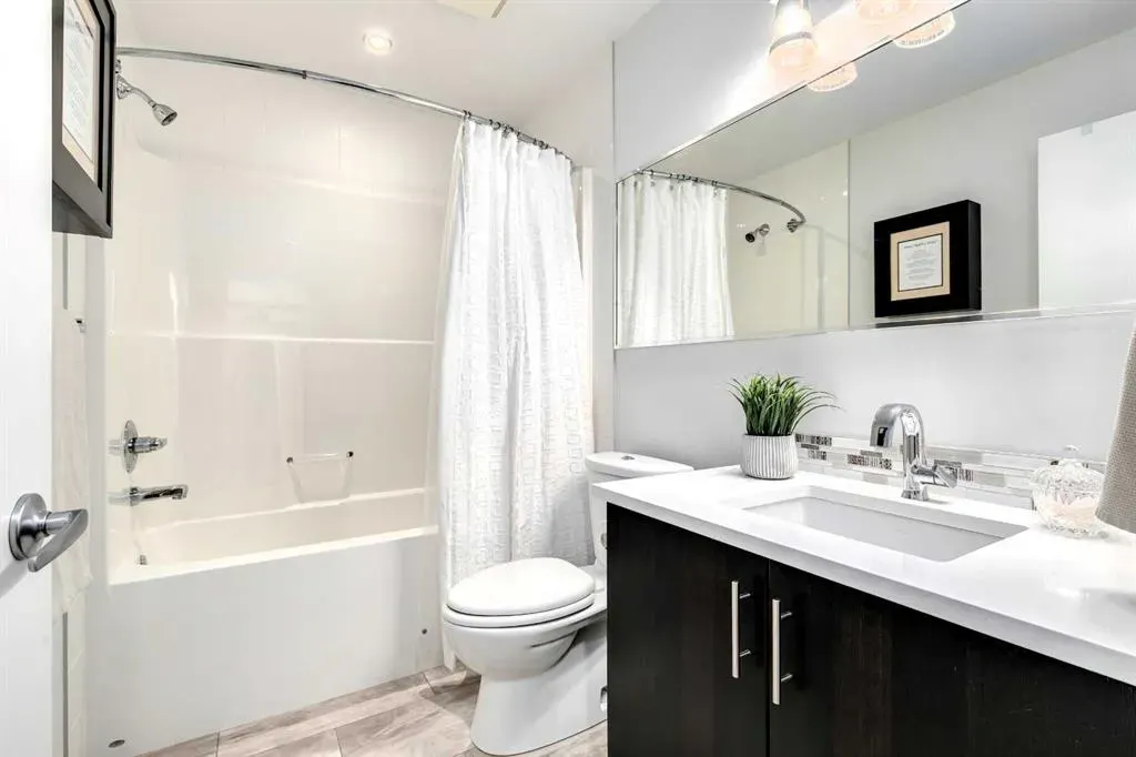 135 13 Avenue SW, #806