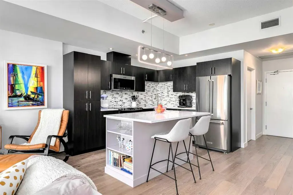 135 13 Avenue SW, #806
