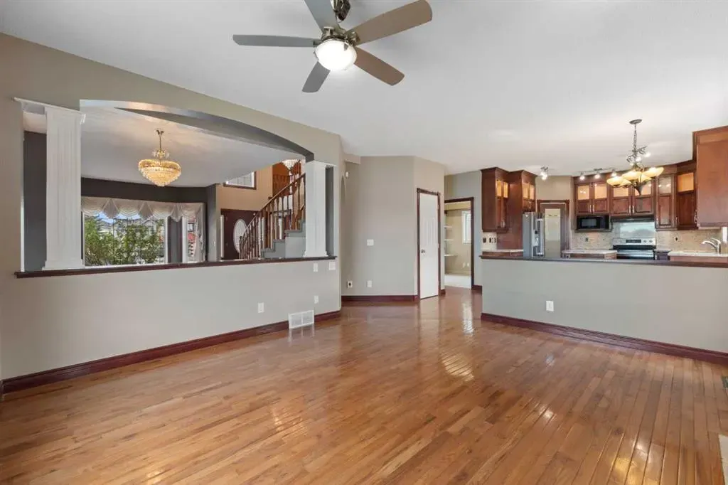 253 Coral Shores Cape NE