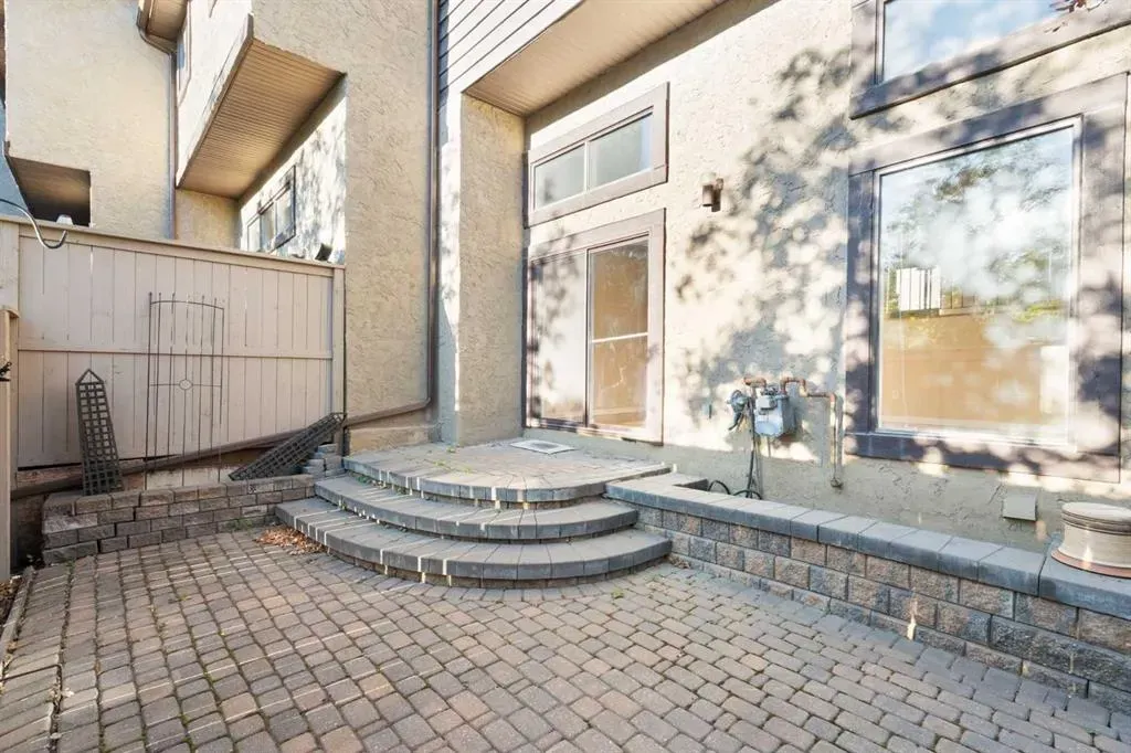 88 Glamis Gardens SW