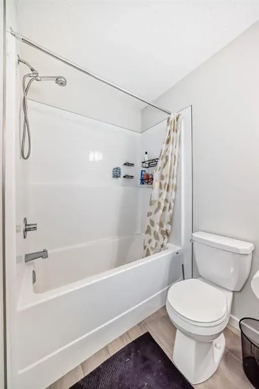 259 cranbrook Square SE