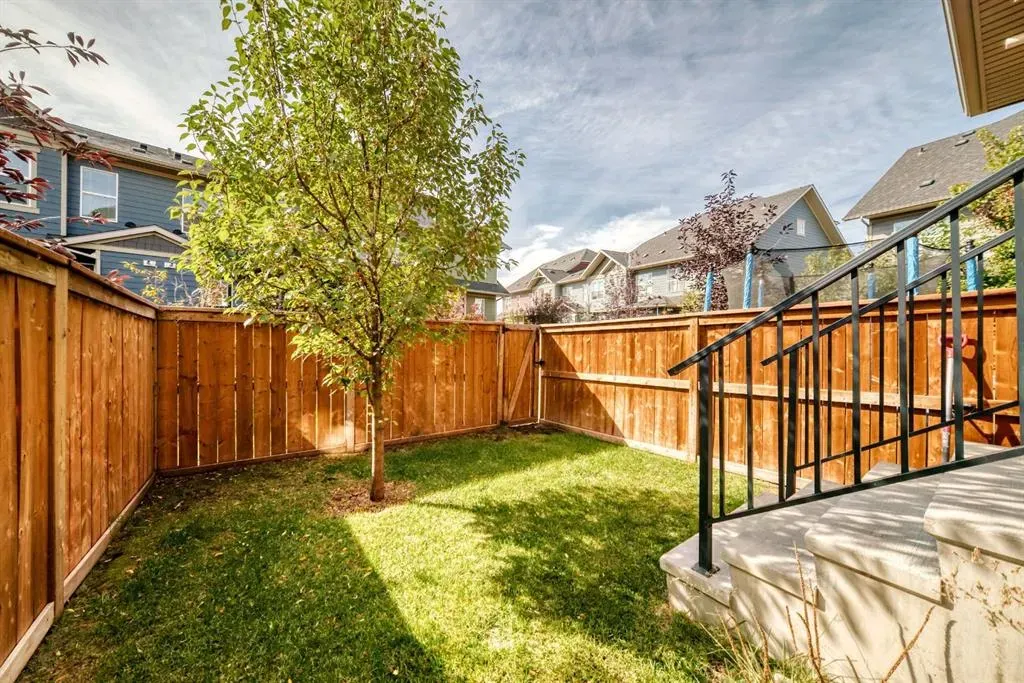 259 cranbrook Square SE