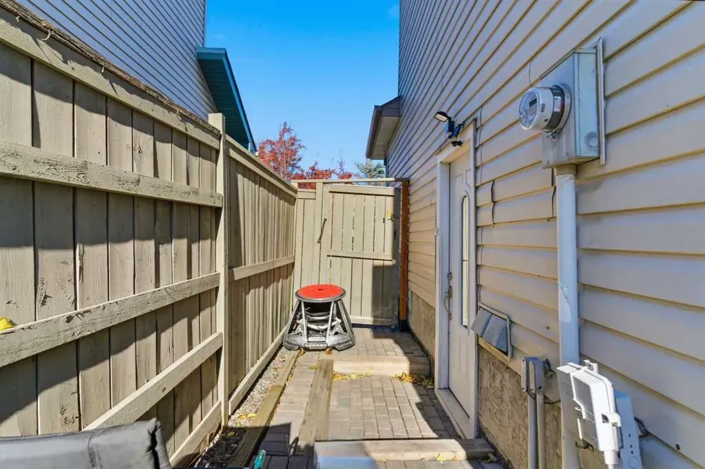 162 Mt Apex Crescent SE