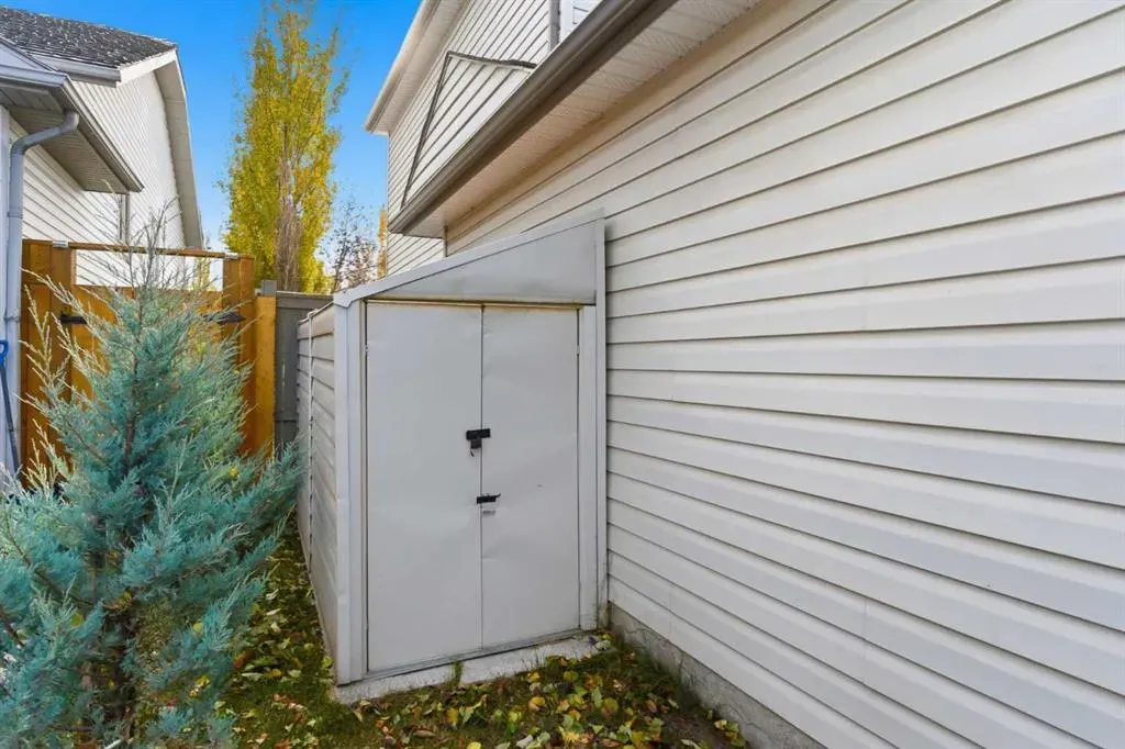 162 Mt Apex Crescent SE