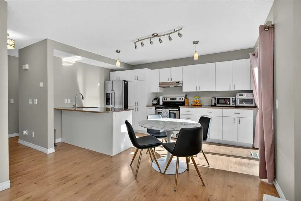 162 Mt Apex Crescent SE