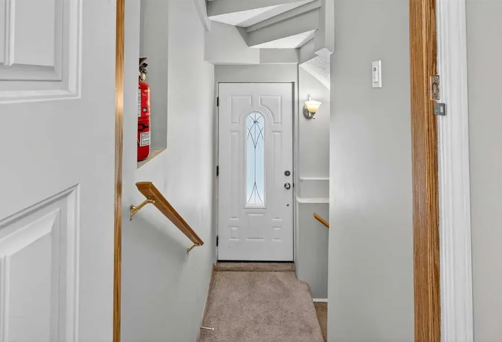 162 Mt Apex Crescent SE