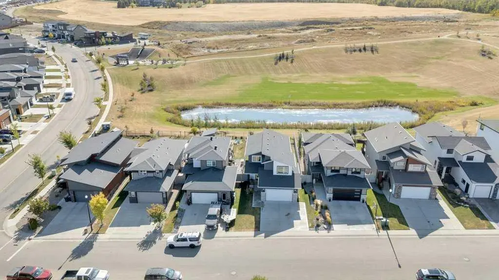 7 VANVELLER WAY