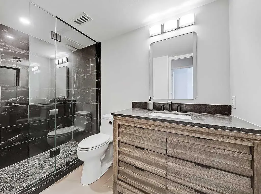 317 14 Avenue SW, #606