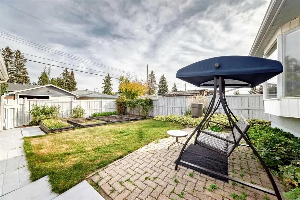 44 Gordon Drive SW