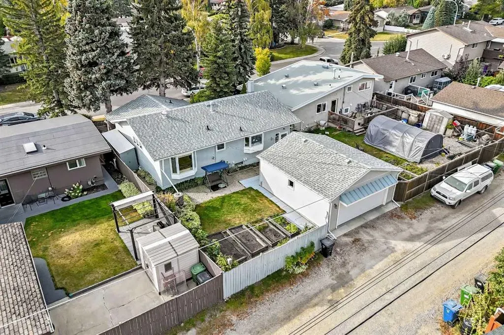 44 Gordon Drive SW
